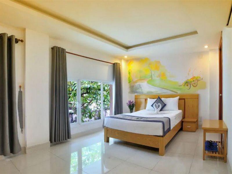 U And Me Hotel Tan Phong Εξωτερικό φωτογραφία