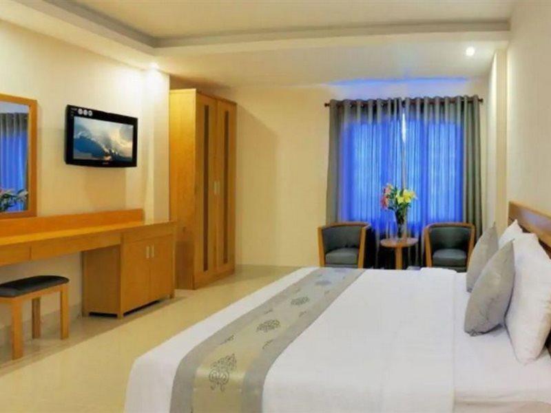 U And Me Hotel Tan Phong Εξωτερικό φωτογραφία