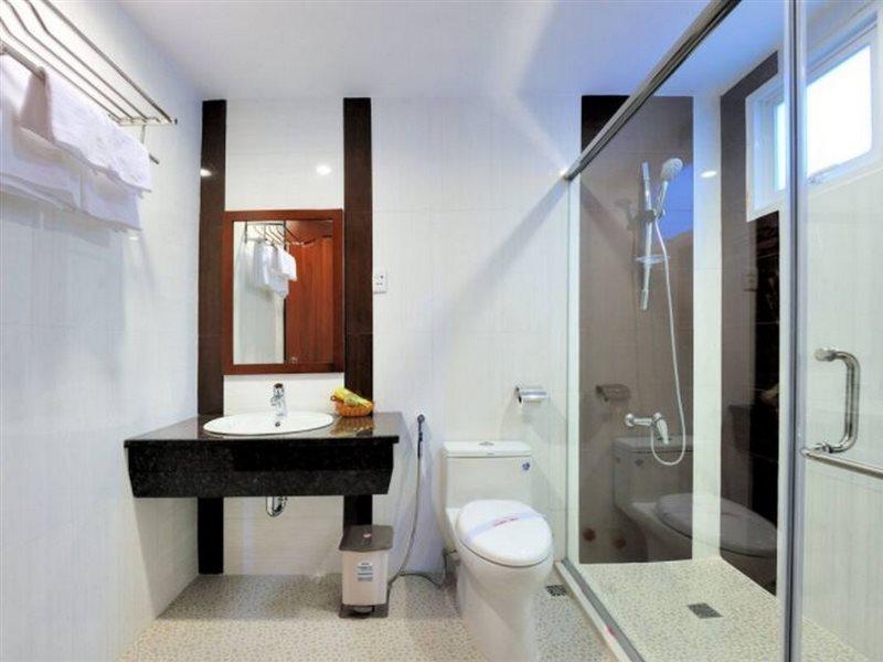 U And Me Hotel Tan Phong Εξωτερικό φωτογραφία